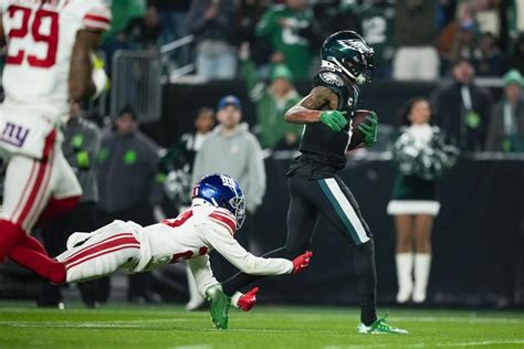 Even with 11 wins, Eagles are more unhappy than optimistic over the state of the team